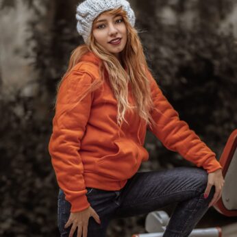 Lightweight Long-Sleeve Full-Zip Water-Resistant Packable Jacket